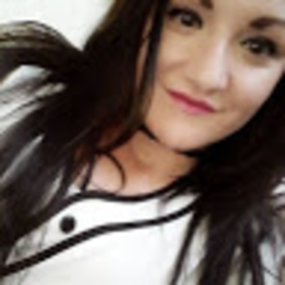 Meet your Posher, Marina